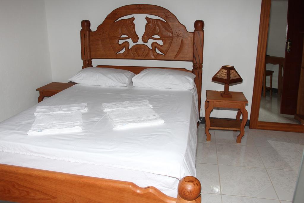 Hotel Fazenda Arara Azul แคโรไลนา ห้อง รูปภาพ